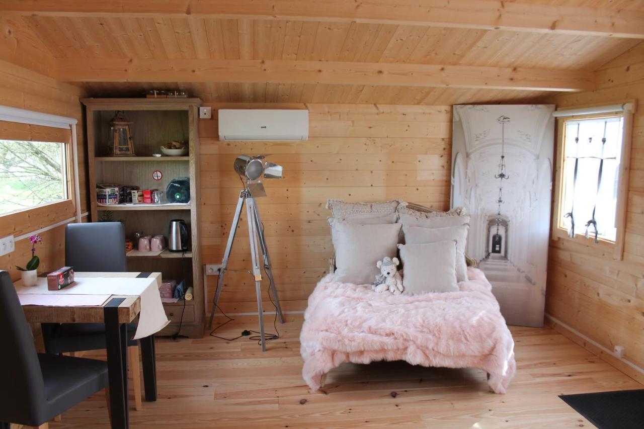 Chambre Studio Photo Chalet Sdb Partagee A Proximite Chavagne Exterior foto